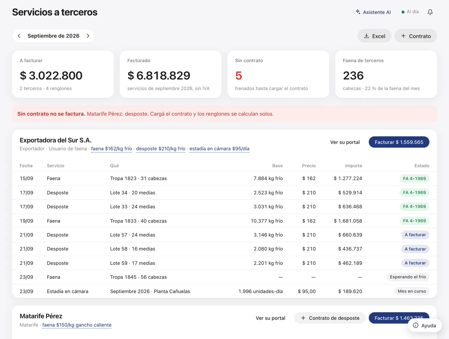 La liquidación mensual de servicios a terceros: cada faena, desposte y estadía en cámara con su precio de contrato y su estado, y el aviso de lo que quedó frenado por no tener contrato.